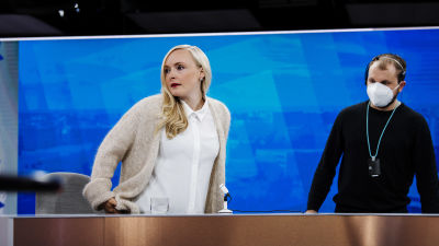 Inrikesminister Maria Ohisalo gästar Yles morgonstudio.