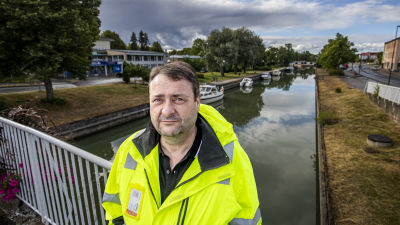 Underhållsingengör Stefan Illman på Kyrkobron i Pargas
