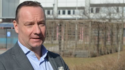 Johan Johansson är ordförande för Stiftelsen för det tvåspårkiga Finland.