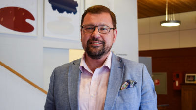 Michael Oksanen.