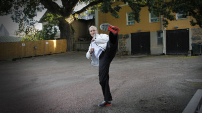Lindah Kesti sysslar med taekwondo.