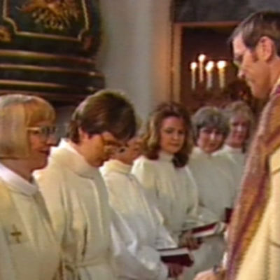 Prästvigning av Finlands första kvinnliga präster, 1988