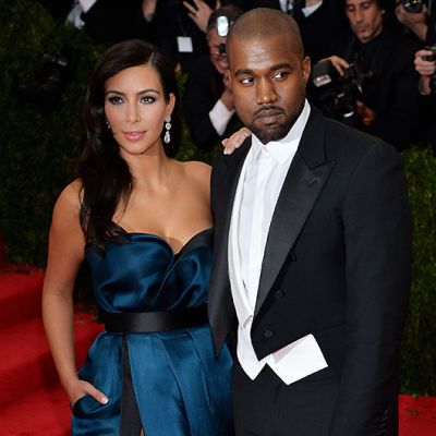 Kim Kardashian ja Kanye West punaisella matolla New Yorkissa 5. toukokuuta 2014.