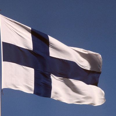 Suomen lippu.