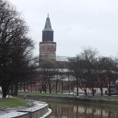 Turun tuomiokirkko ja Aurajoki