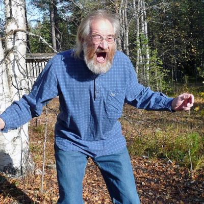 Erik Gullman ei esitä runojaan. Hän on ne.
