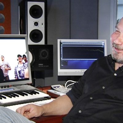 Risto Asikainen studiossaan Helsingissä.