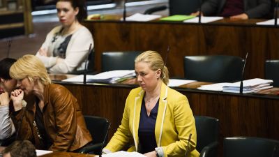 Jutta Urpilainen i riksdagen 24.04.2013.