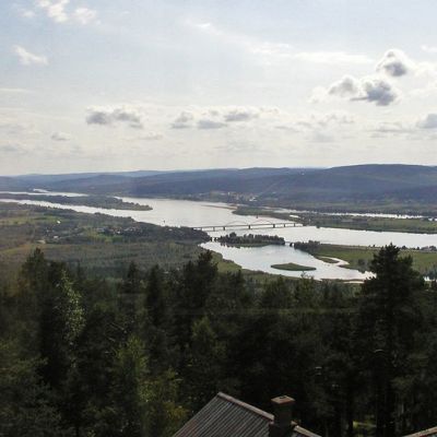 Tornionjoki Aavasaksan näkötornista nähtynä