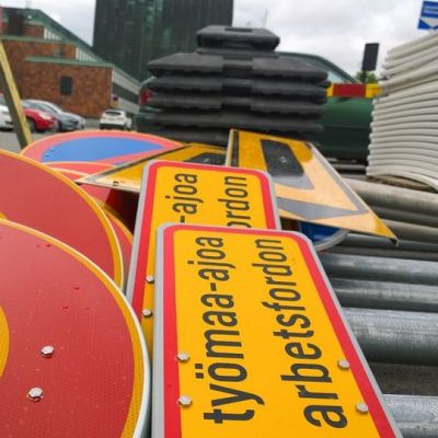 Volter Kilven katu suljetaan liikenteeltä Turun kaupunginteatterin putkityömaan takia.