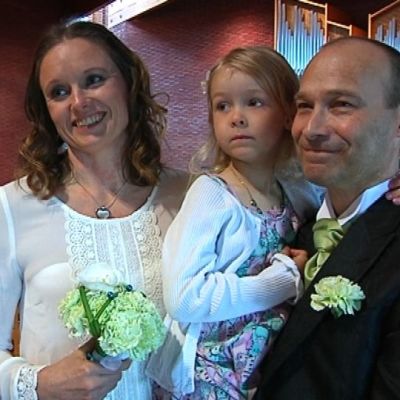 Tanja Salmi ja Tommi Hopearuoho menossa naimisiin