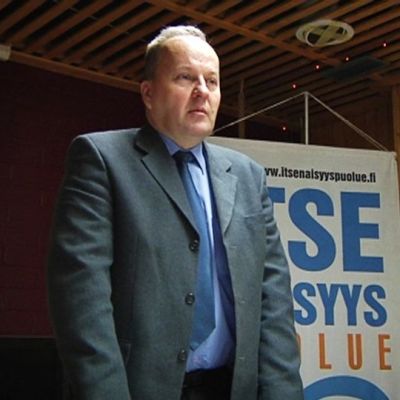 Itsenäisyyspuolueen puheenjohtaja Antti Pesonen.