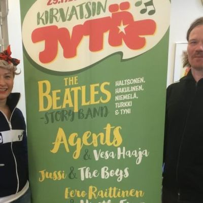 Elina Wallin ja Harri Vilkuna Kirvatsin Jytä- julisteen molemmin puolin.