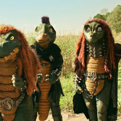 Dinosauruksia meren rannalla