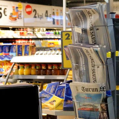 Daily newspapers.