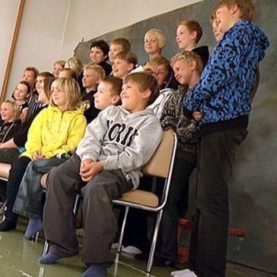 luokka on asteltuna ja valmiina kuvaan