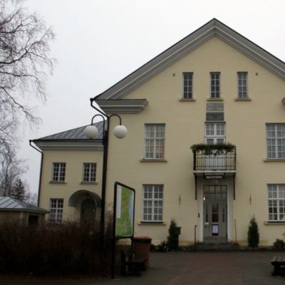 Hyvärilä.