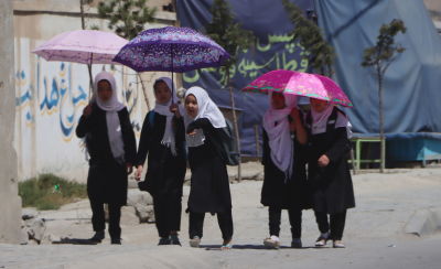 Skolflickor i Kabul 5.9.2021