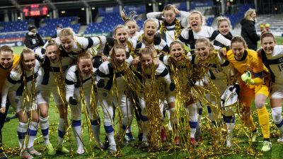 Finland firar EM-plats.