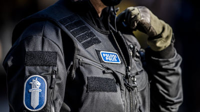 Polis