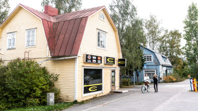 Trähus vid Stora Byvägen.