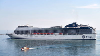MSC Magnifica. MSC Magnifica fotograferad i den polska hamnen Gdynia i maj 2017.