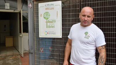 Maksim Coshman tog chansen i fängelset att lära sig ett yrke som konditor och nu ser han till att kryddorna från samma kooperativ håller högsta kvalité.