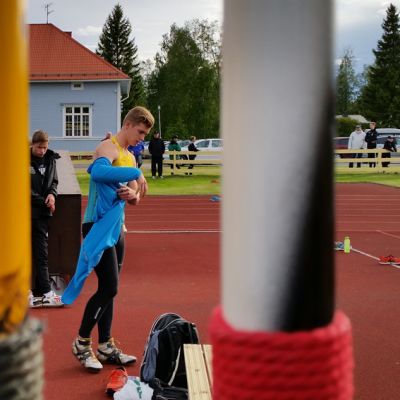 Toni keränen heitti Limingan Niittomiesten Laidunkauden avajaiskisassa 10.6.2015 75,72 m.