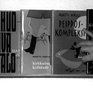 Kirjakaupassa myytäviä kirjoja vuonna 1964