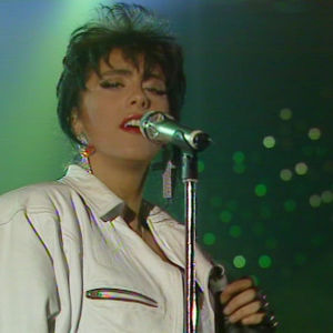 Italialainen Sabrina esiintyi euroviisukarsinnoissa Sabrina laulaa Euroviisujen Suomen karsinnassa 1989