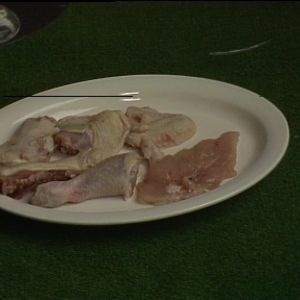 Kesäkeittiössä grillataan broileria
