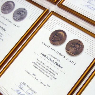 Walter Ehrströmin säätiön palkintotaulu