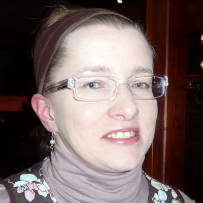 kirjailija Laura Honkasalo