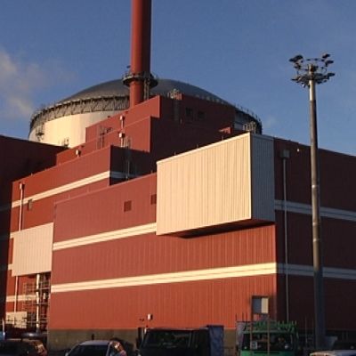 Olkiluoto 3 joulukuussa 2014.