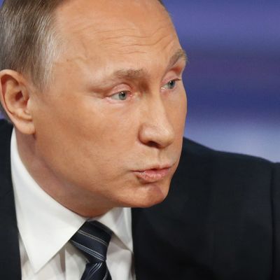 Vladimir Putin elehtii.