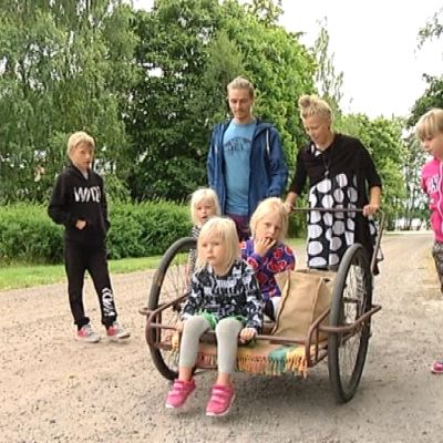 Vuorisen perhe muutti Reposaareen vuonna 2015.