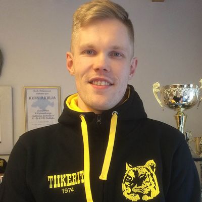 Tiikereiden uusi valmentaja Jukka Mäkihannu Kokkolassa 27.04.16.