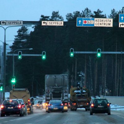 Laukaantien liikenneopasteet