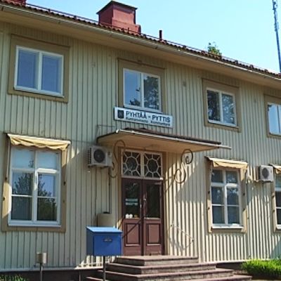 Pyhtään kunnantalo