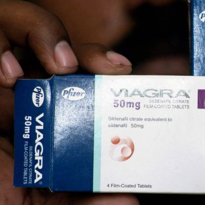 Viagra-pakkauksia.