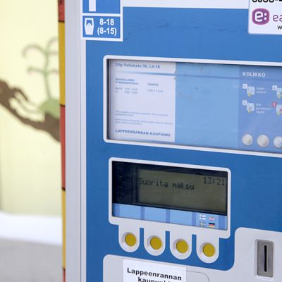 Pysäköintilippuautomaatti.