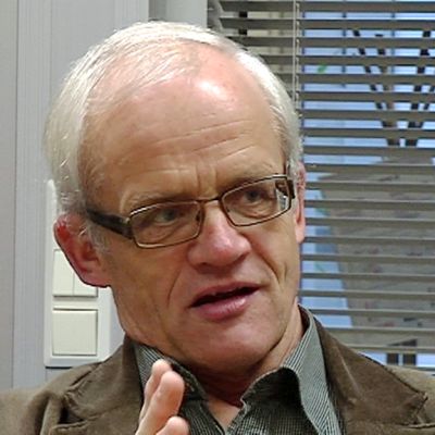 Jukka Vihriälä kertoo huojentuneensa tuomion lievenemisestä.