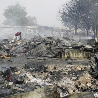Muun muassa Gamborun markkinapaikka Pohjois-Nigerian Maidugurissa tuhoutui täysin Boko Haramin iskun jäljiltä 7. helmikuuta 2012.