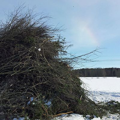 Tuiskulan kyläseuran valkia sytytetään pääsiäislauantai-illaksi