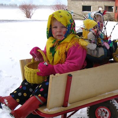 Trulleja Räyringissä Pääsiäisenä 2007.