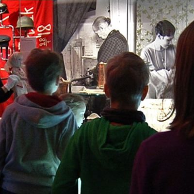 Lapsia museossa