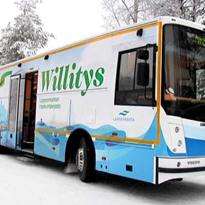 Lappeenrannan uusi kirjastoauto.