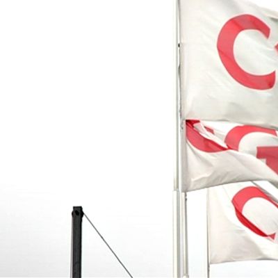 CGI -liput liehuvat