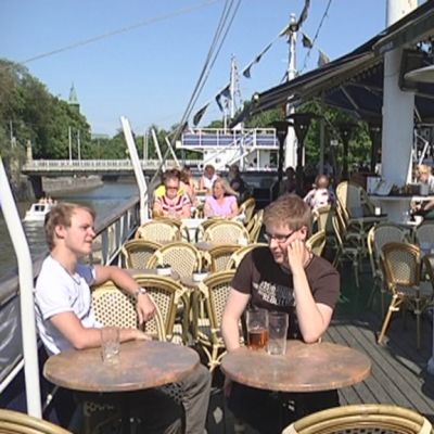 Ravintolalaivat Aurajoen rannalla