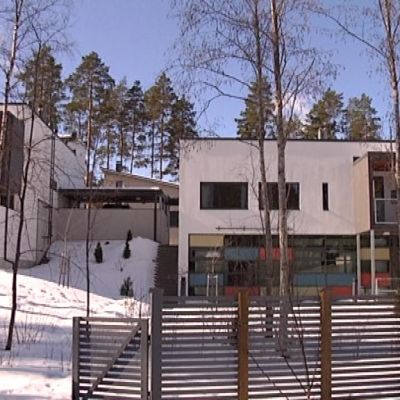 Harvoilanmäen asuntomessualueella on näyttäviä taloja.
